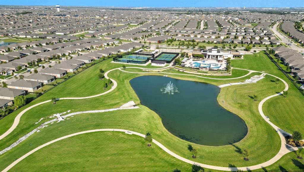 Little Elm, Texas 76227, United States, 3 Bedrooms Bedrooms, ,2 BathroomsBathrooms,Residential,Pending,208529