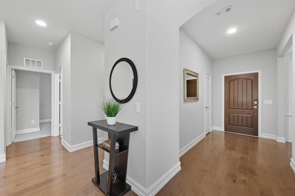 Little Elm, Texas 76227, United States, 3 Bedrooms Bedrooms, ,2 BathroomsBathrooms,Residential,Pending,208529