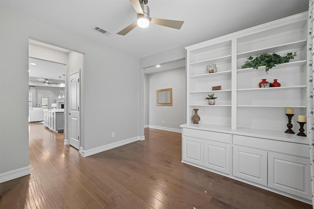 Little Elm, Texas 76227, United States, 3 Bedrooms Bedrooms, ,2 BathroomsBathrooms,Residential,Pending,208529