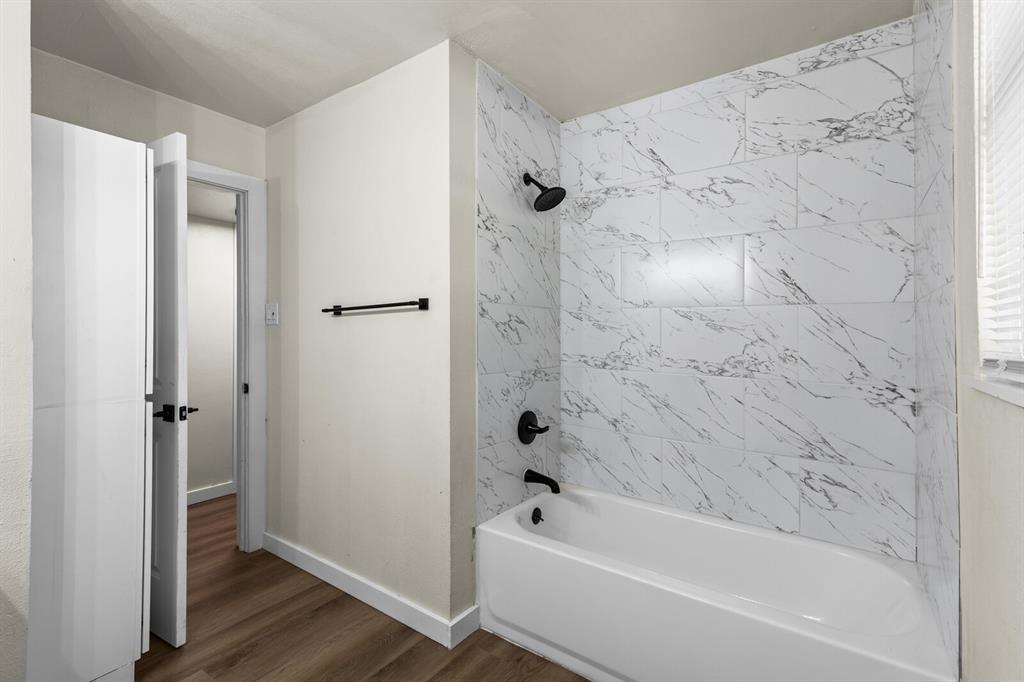 (20003.0) RES IDLEWOOD - Residential