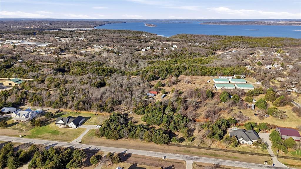 Brandon V Lake Living - Land