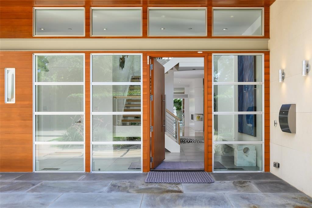 6446 Prestonshire Lane