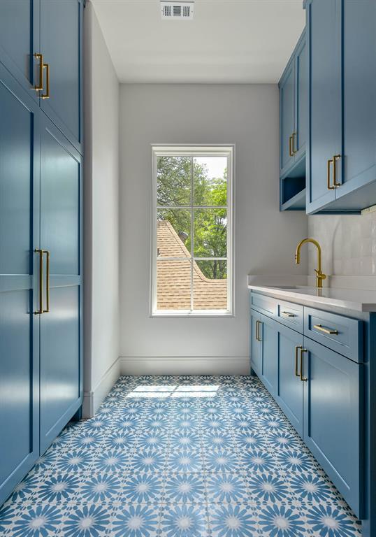 Lomo Linda - Residential