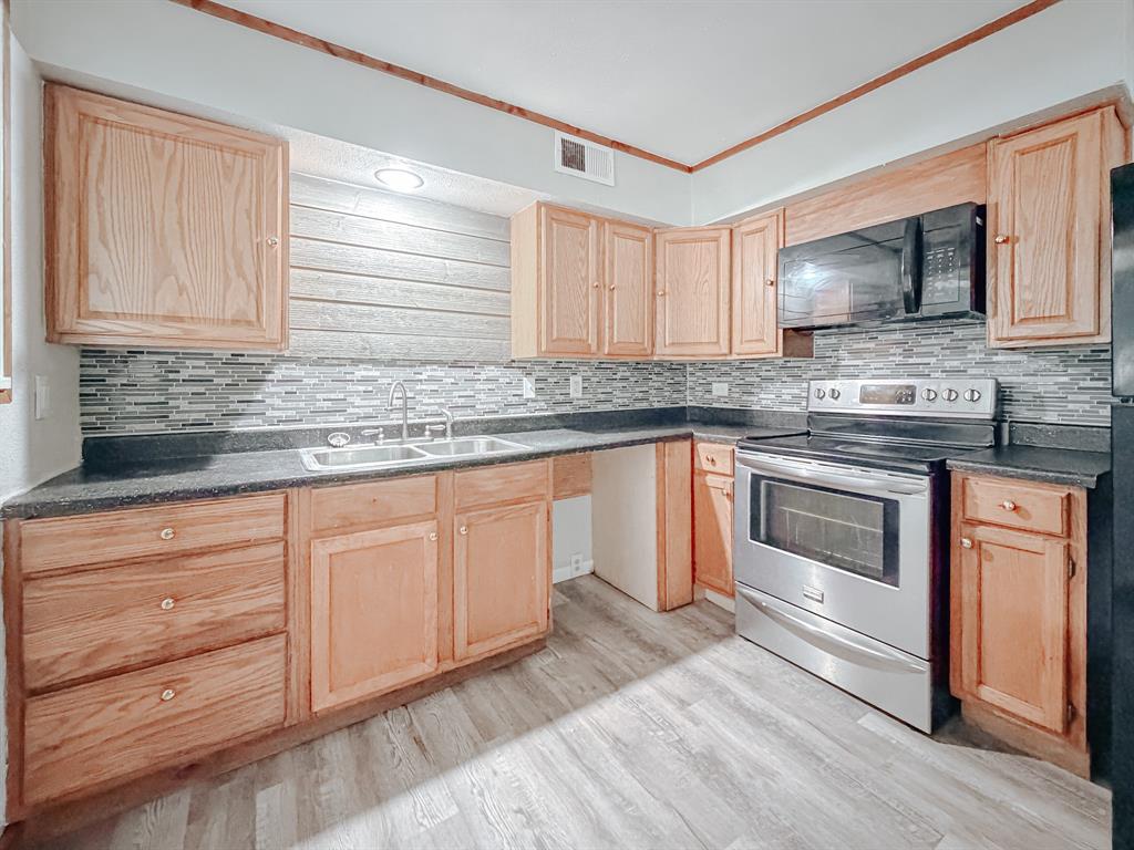 Corsicana - Residential