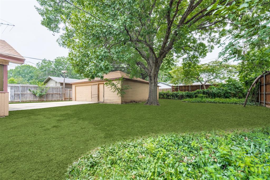 Ridgewood Park - Land