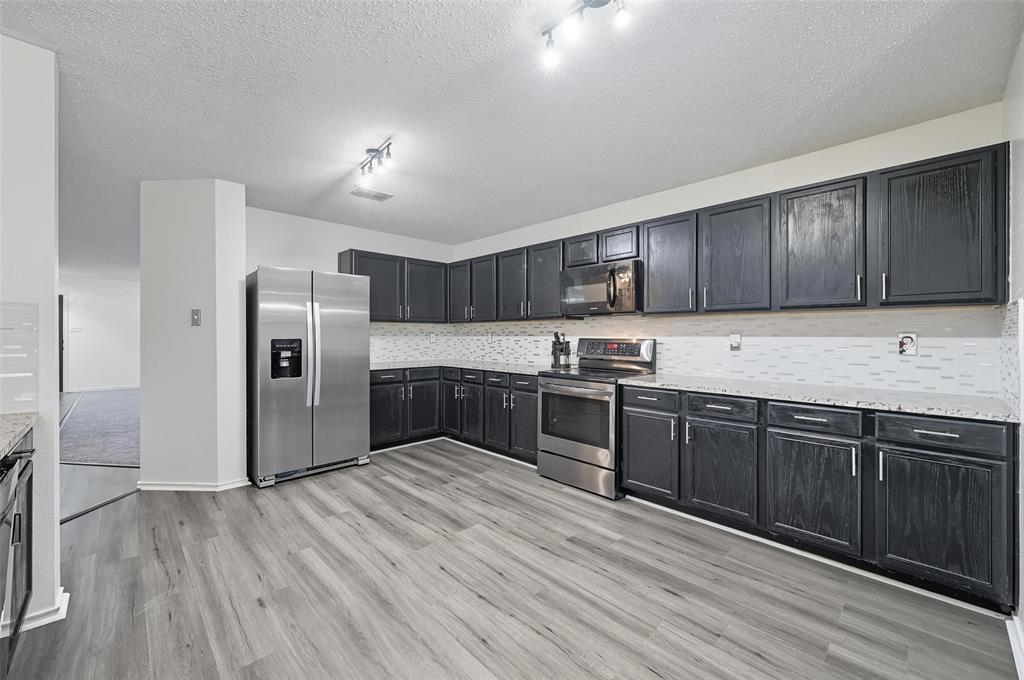 Settlers Way - Residential Lease