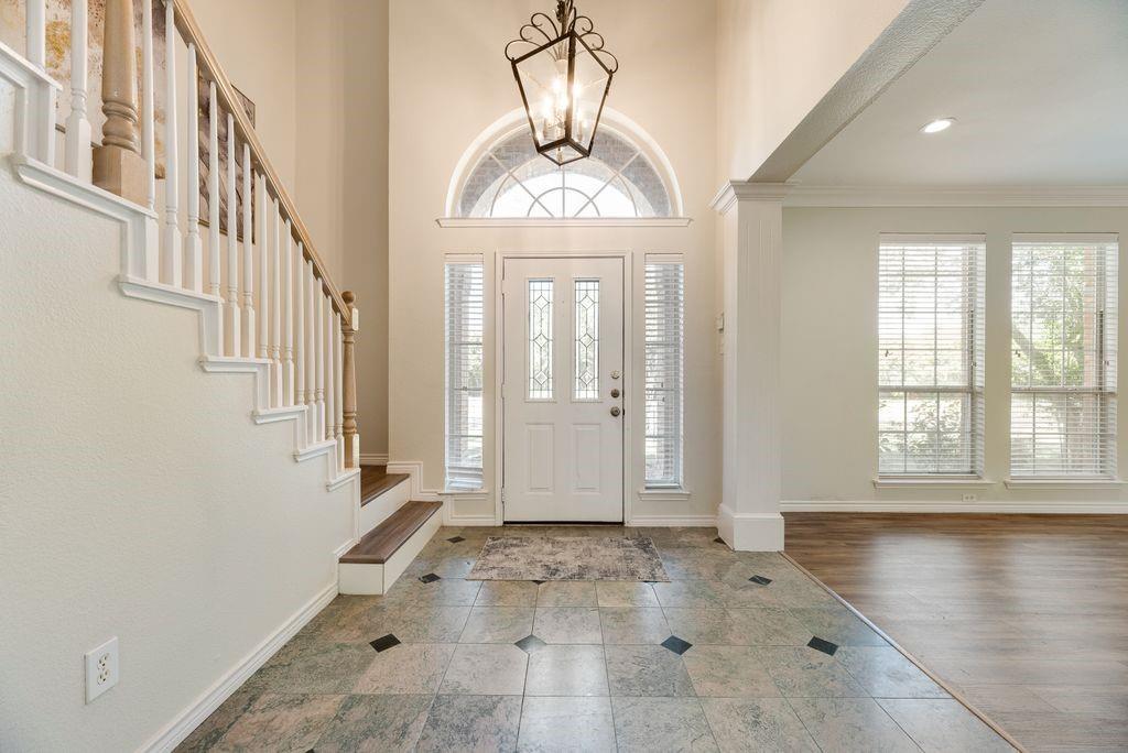 5832 Mossbrook Trail