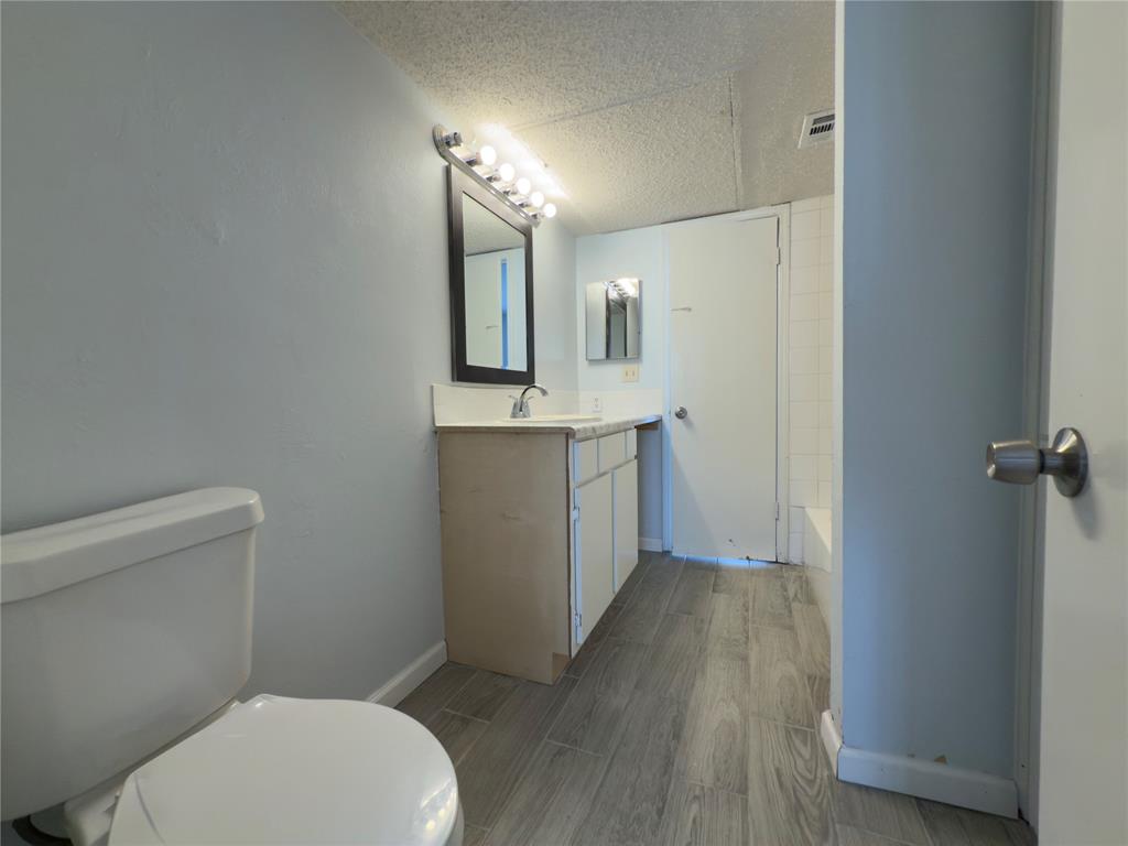 Richardson Life Style Twnhms - Residential