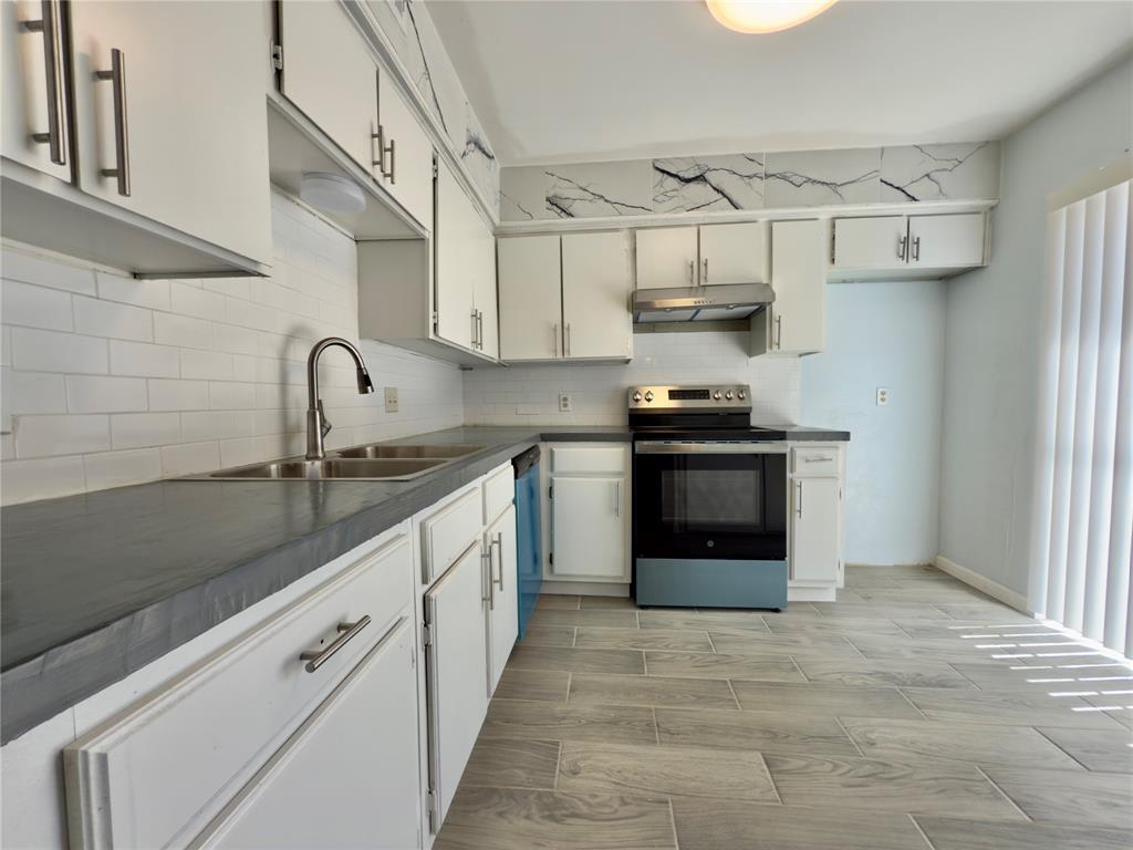 Richardson Life Style Twnhms - Residential