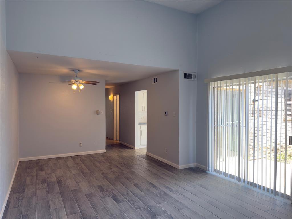 Richardson Life Style Twnhms - Residential