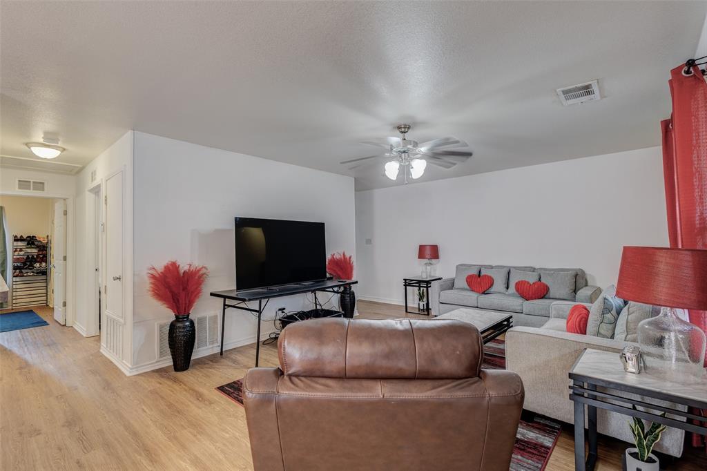 5405 Van Natta Lane