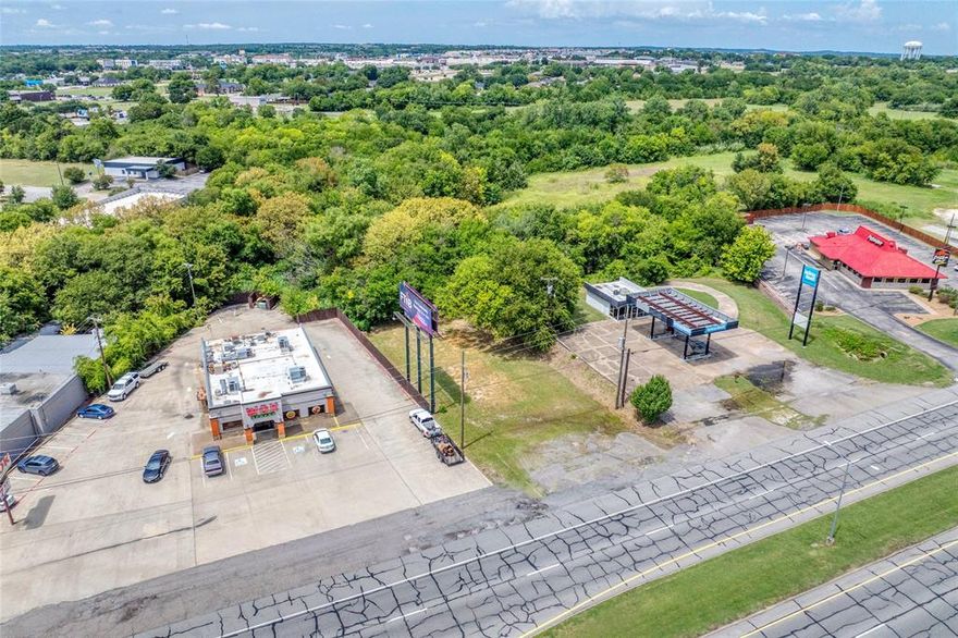 Excellent opportunity to own a prime commercial lot on Texoma Parkway. The property offers valuable frontage with visibility to over 15,000 vehicles per day. C-2 zoning allows for a wide range of commercial uses, including retail store and office. The site is conveniently located less than five minutes from both Highway 75 and Highway 82. The site is also relatively flat and free of floodplain, per FEMA maps. Surrounded by retail, restaurants, and office developments, this property benefits from neighboring consumer traffic.
