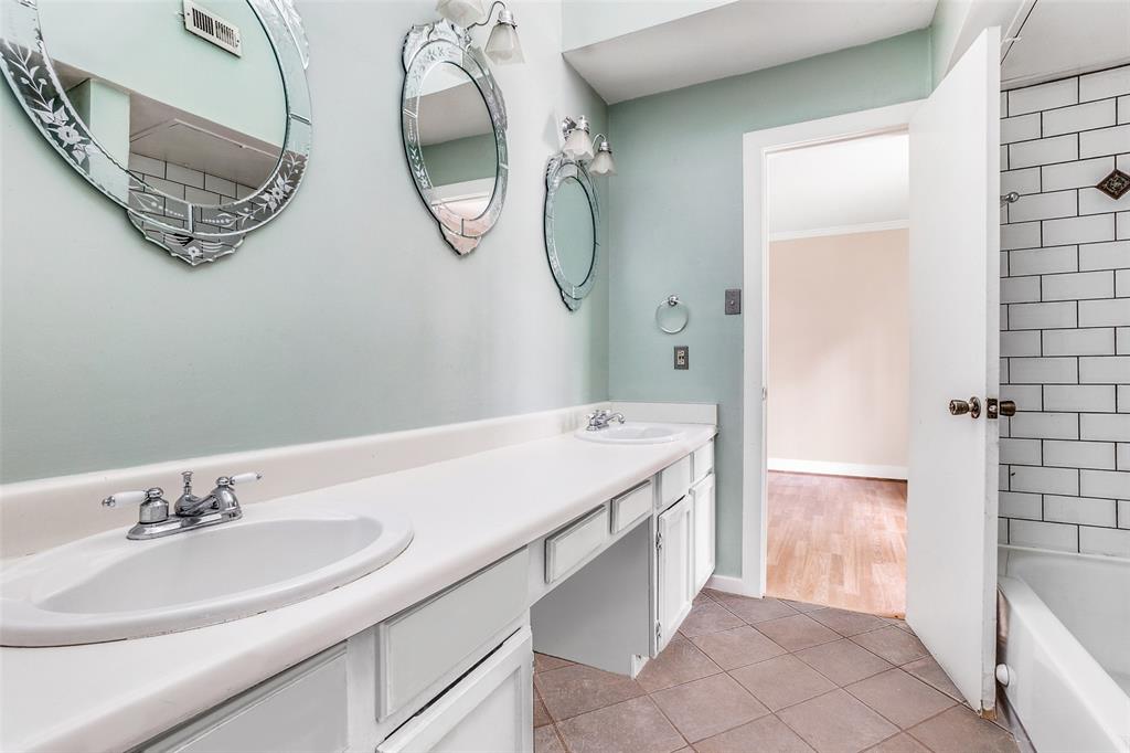 OAK GROVE CONDO - Residential