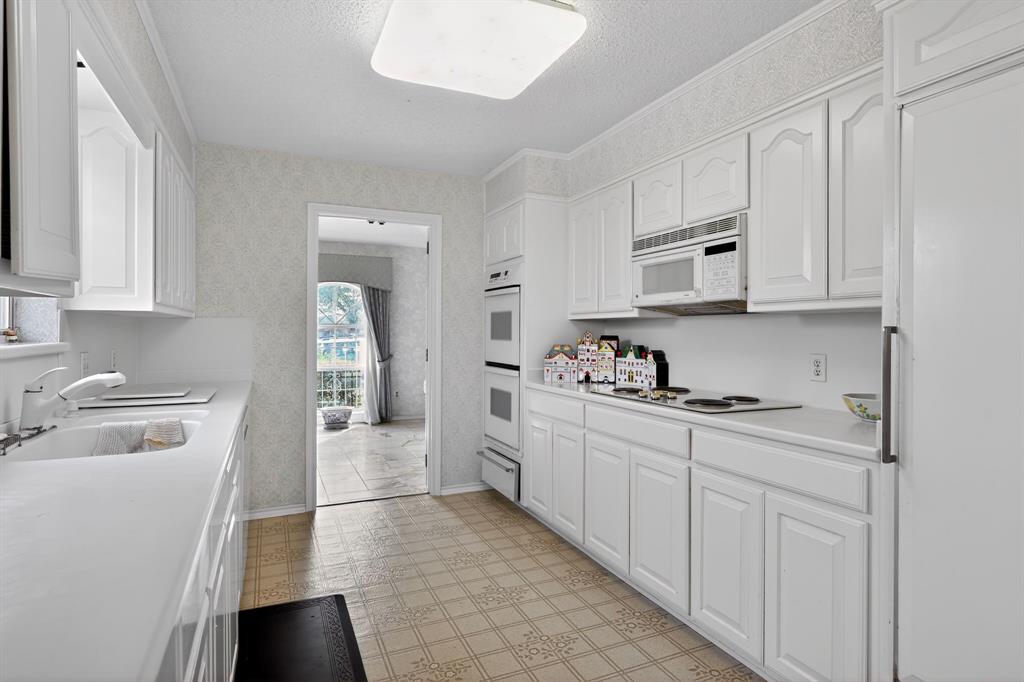 Castle Oaks Add - Residential