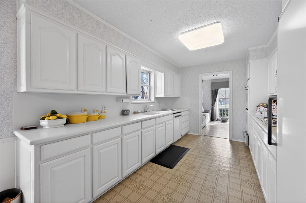 Castle Oaks Add - Residential