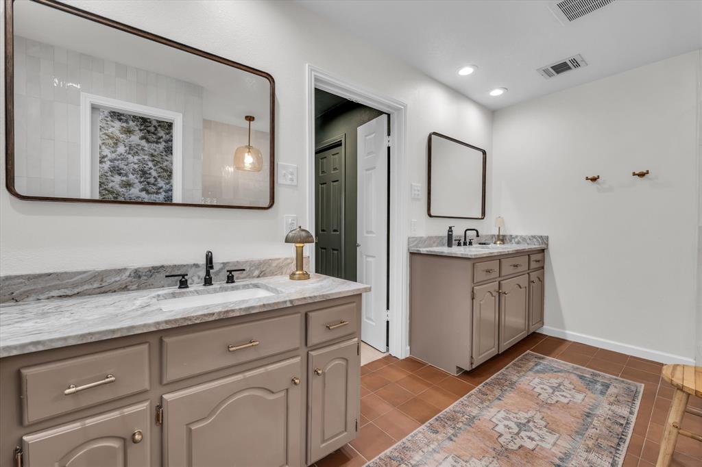 West Woodway Hill - Residential