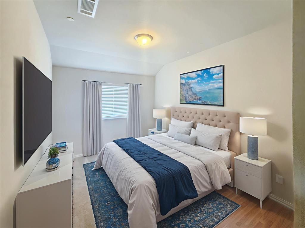 LAKE RIDGE TOWN HOMES - Residential Lease