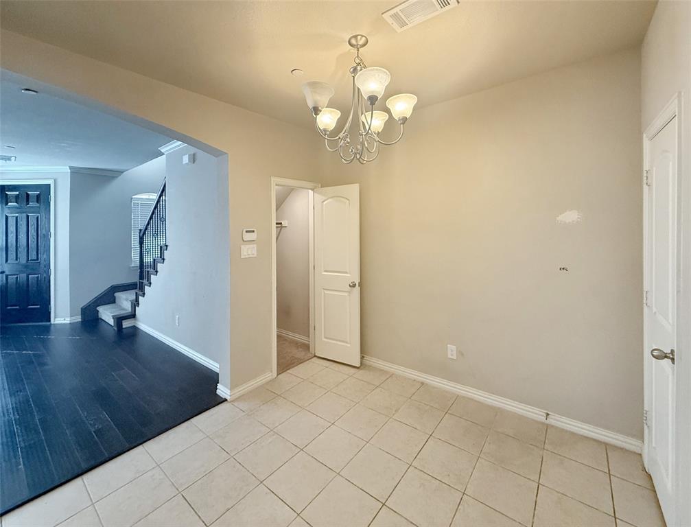 LAKE RIDGE TOWN HOMES - Residential Lease