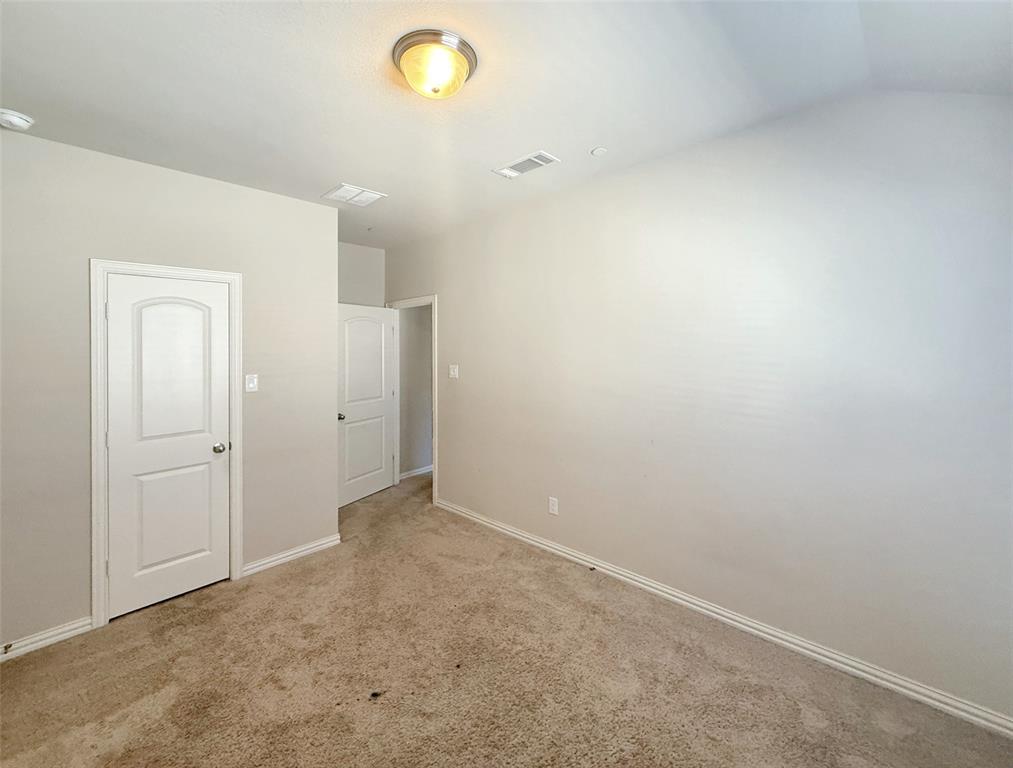 LAKE RIDGE TOWN HOMES - Residential Lease