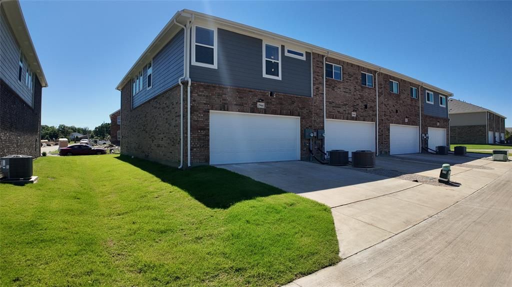 Photo of 2944 Baneberry Lane, Mesquite, TX 75150 (MLS # 21125711)