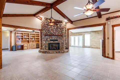 Tiny photo for 9470 S Highway 377, Pilot Point, TX 76258 (MLS # 20905390)