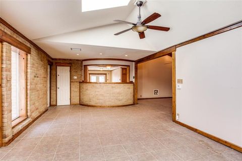 Tiny photo for 9470 S Highway 377, Pilot Point, TX 76258 (MLS # 20905390)