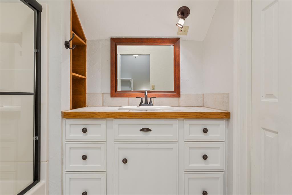 EDGEWOOD - Residential