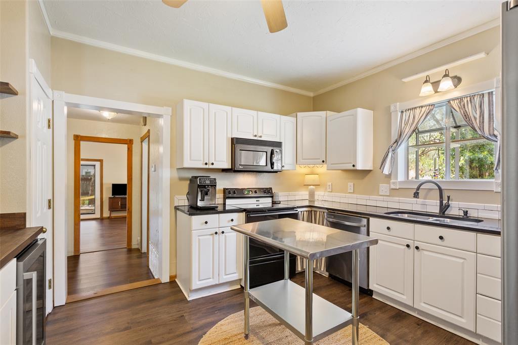 EDGEWOOD - Residential