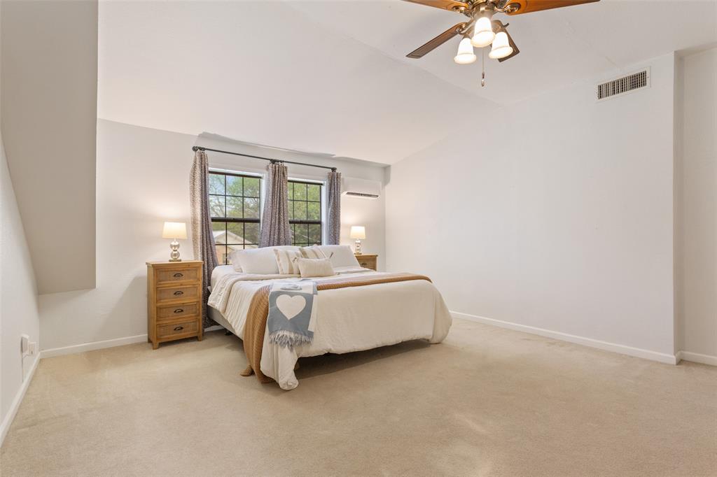 EDGEWOOD - Residential