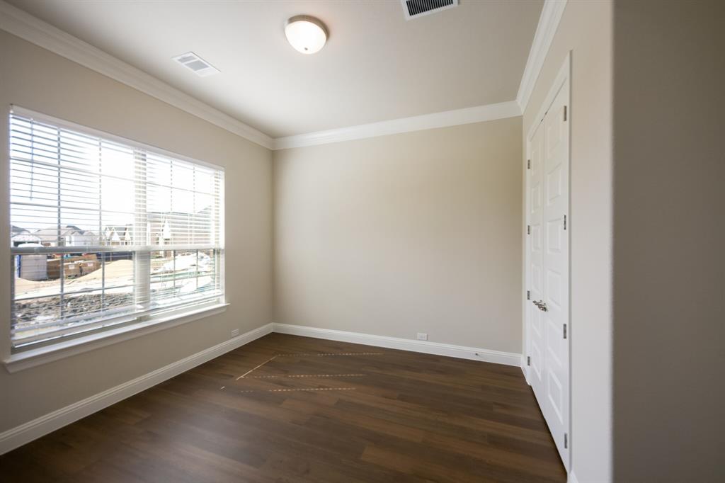 6825 Turner Falls Circle