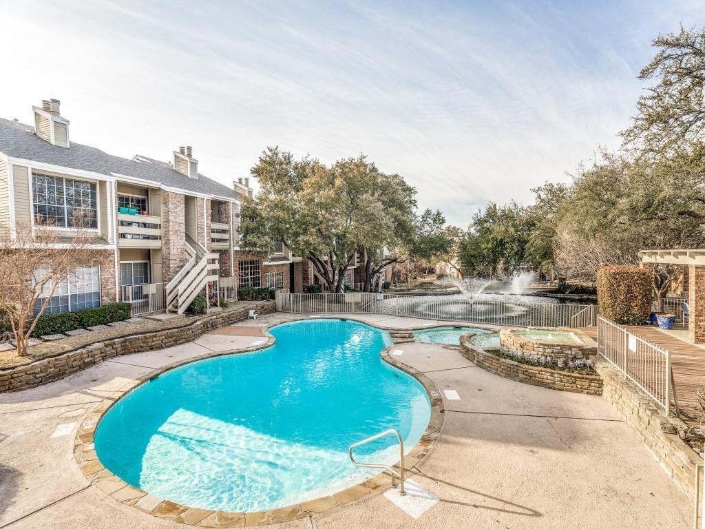 Lakeshore Condo - Residential