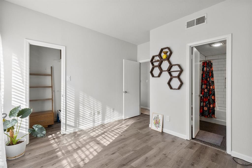 Lakeshore Condo - Residential