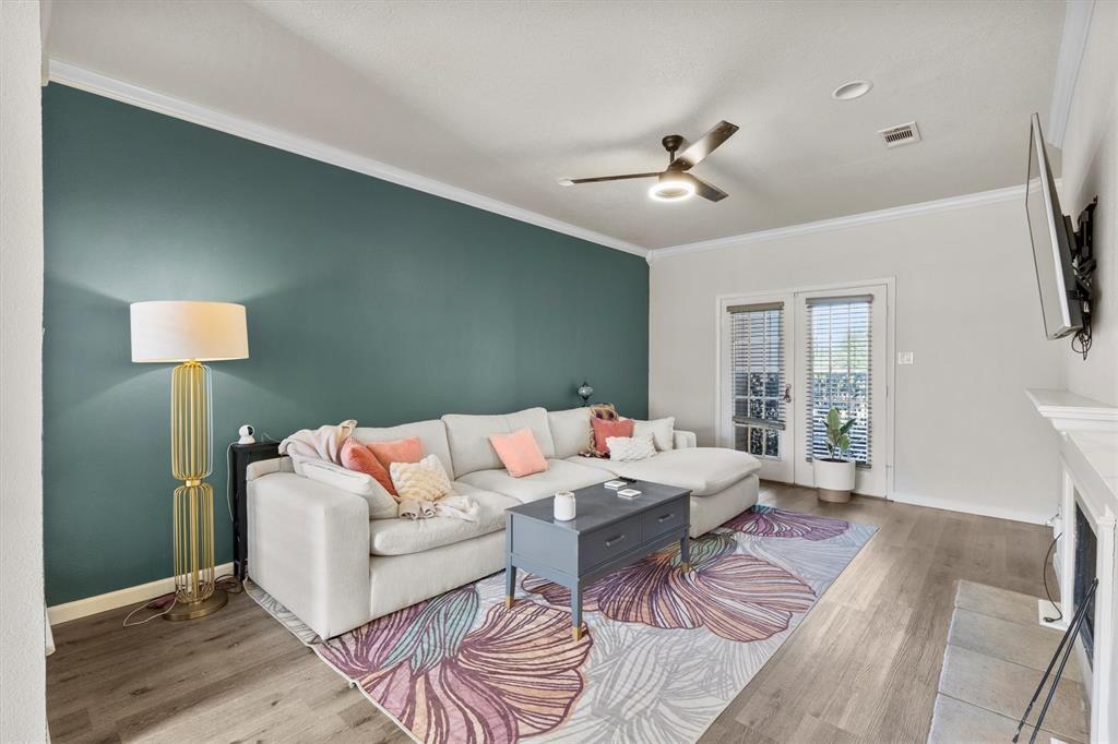 Lakeshore Condo - Residential