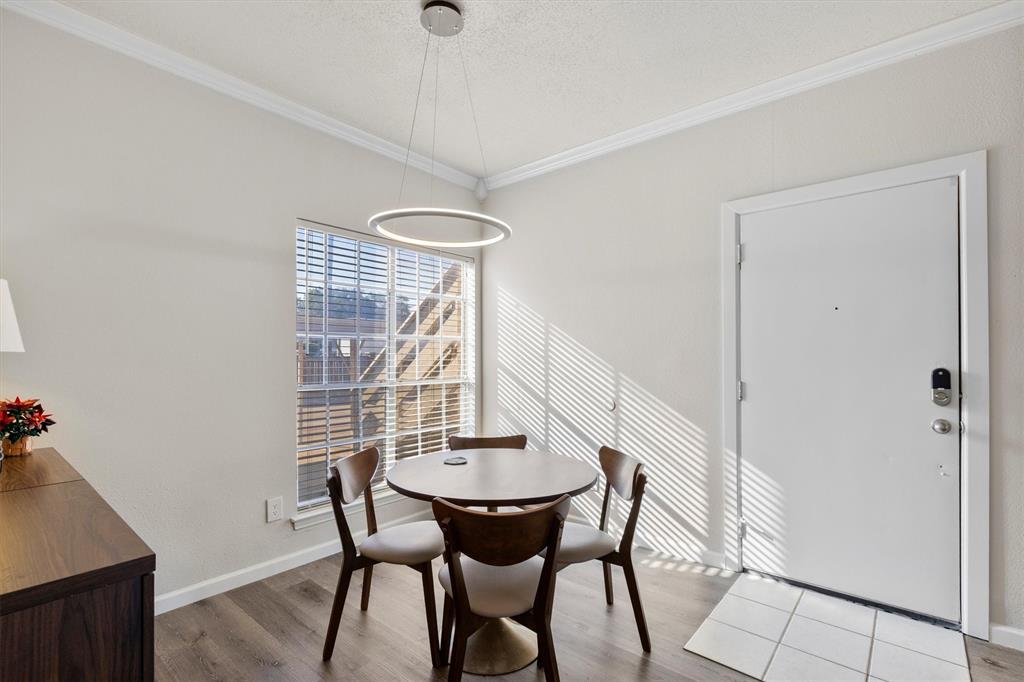 Lakeshore Condo - Residential