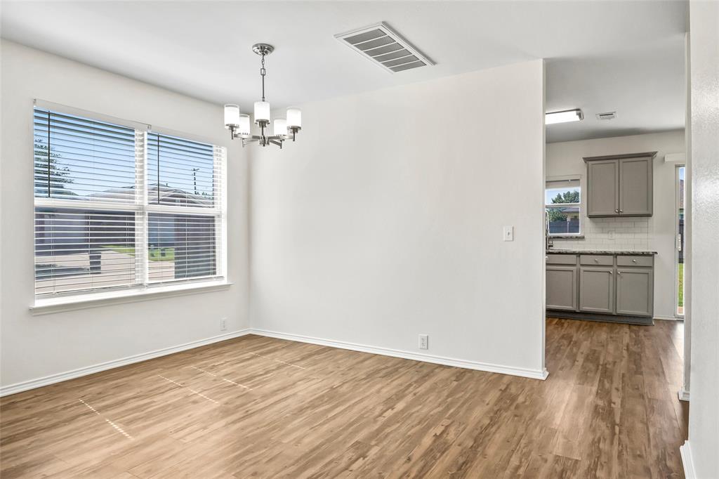 1816 Two Hawks Drive
