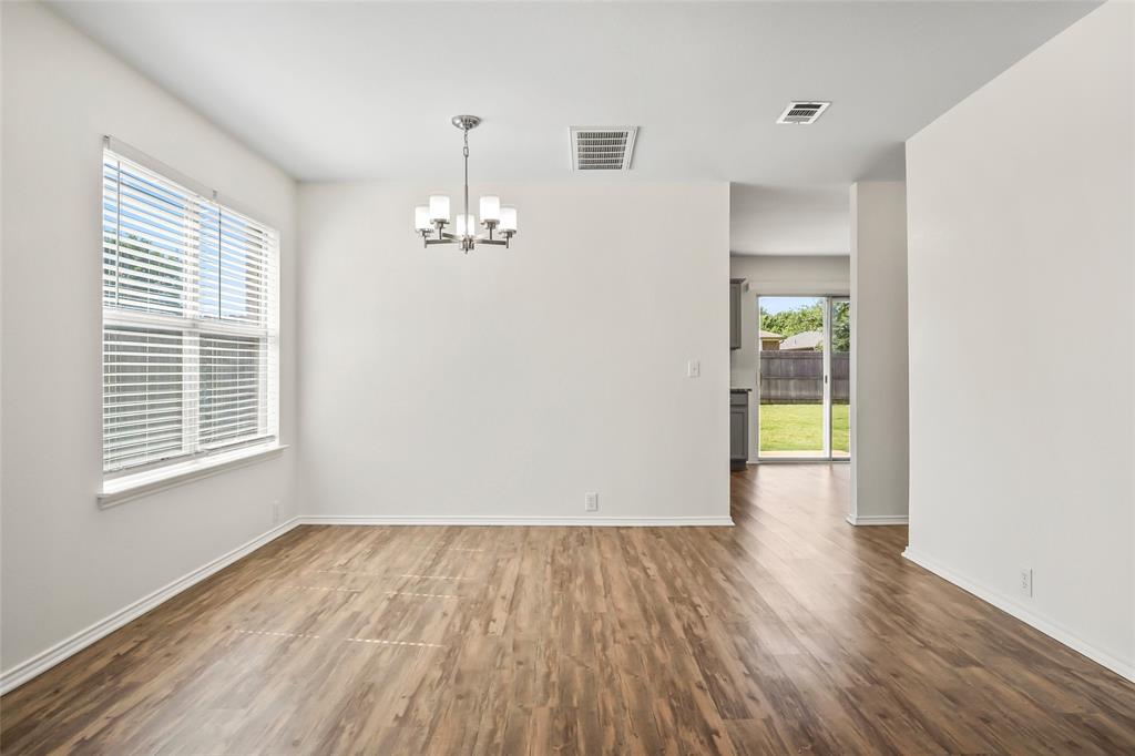 1816 Two Hawks Drive