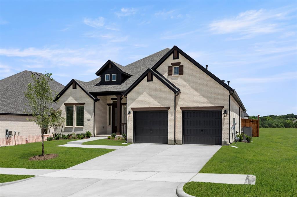 2613 Emerald Shallows Drive
