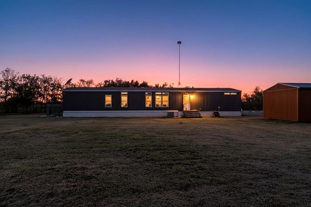 FRIEND MC MAHAN - Residential