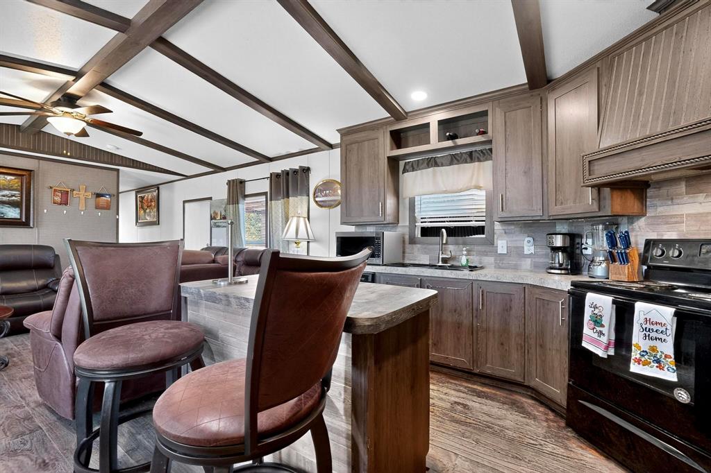 FRIEND MC MAHAN - Residential