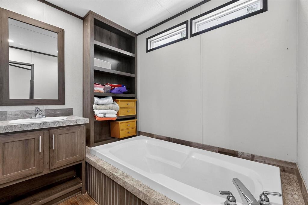 FRIEND MC MAHAN - Residential