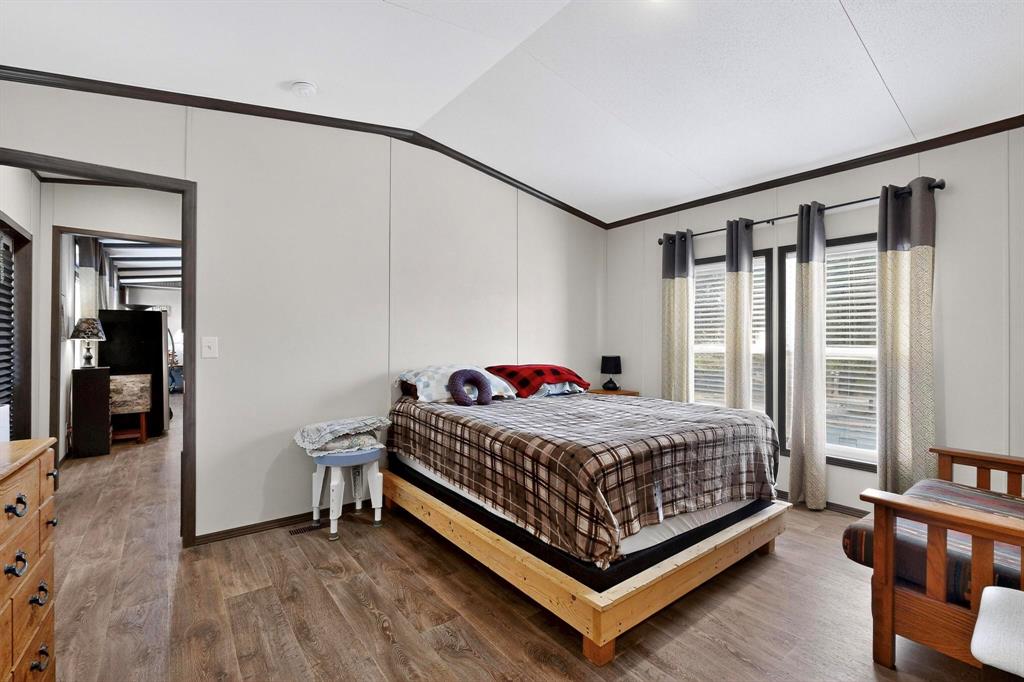 FRIEND MC MAHAN - Residential