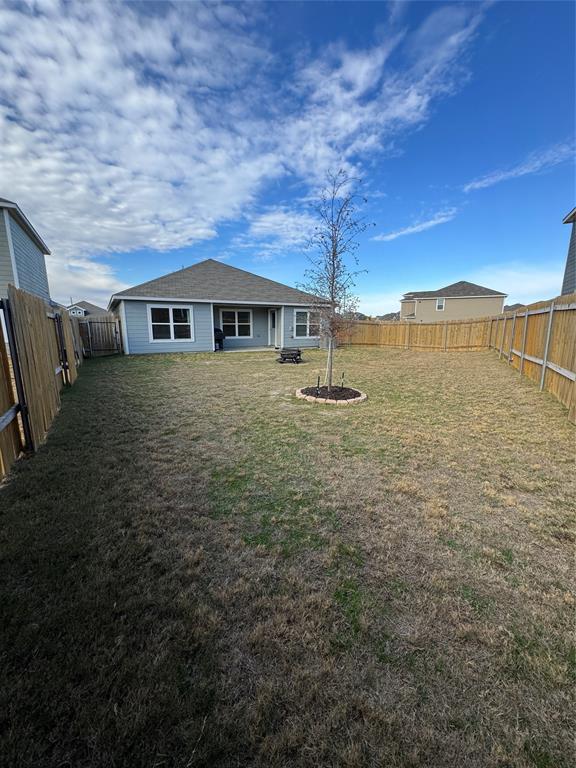 VISTA WEST II - Residential