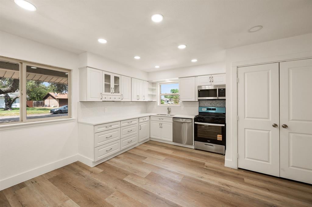 1216 Briarcove Drive