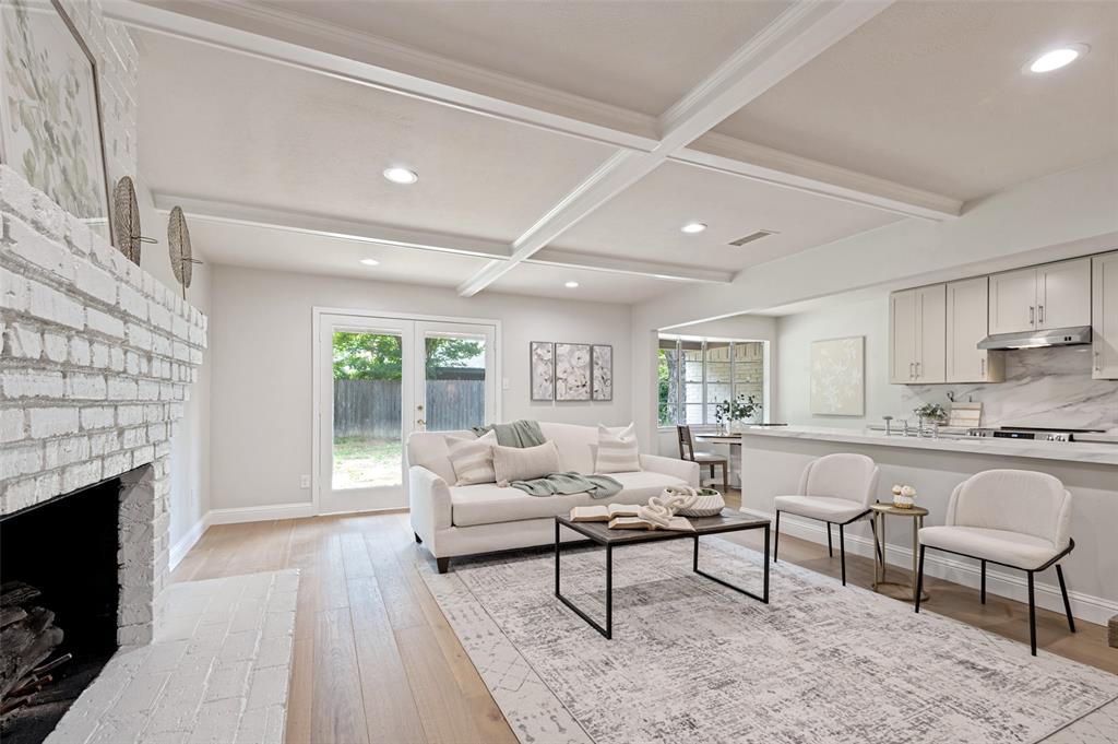 2221 Scarlet Lane