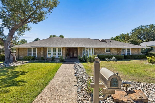 7148 ROUNDROCK RD, DALLAS, TX 75248 - Image 145a4bbfa005a4ada7a17e5b1b0e2588/2172859791