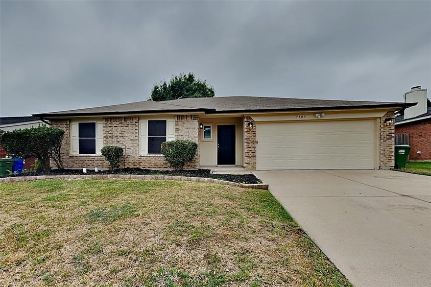 Charming 3 bed, 2 bath, 1,440 sqft home in Watauga! Open kitchen concept with updated counters. Primary suite with attached bathroom. Spacious backyard, great for gatherings! Pets accepted on a case by case basis. Additional admin fees apply. The Fireplace is decorative. Schedule your showing today! This home is as-is.  

This home may be located within a Homeowners Association (HOA) community. If so, residents will be responsible for adhering to all HOA rules and regulations. Please contact your agent or landlord's agent for more information.