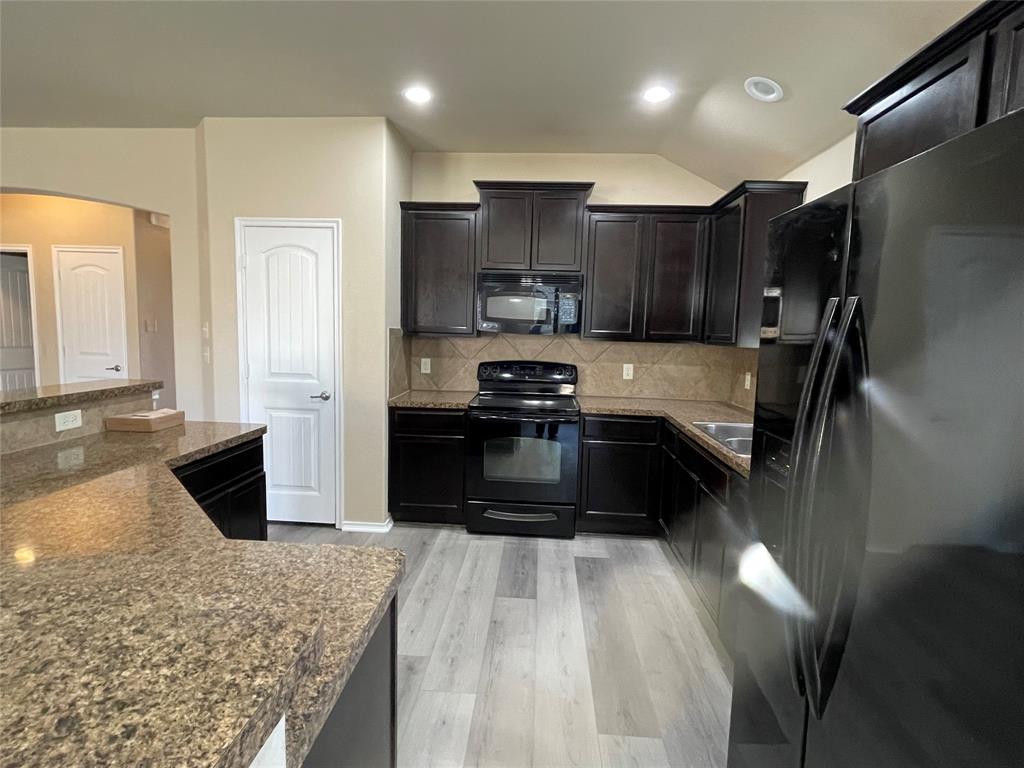 Paloma Creek Lakeview Ph 1 - Residential Lease