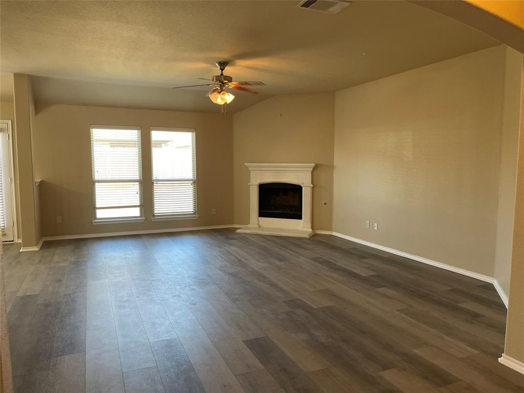 Paloma Creek Lakeview Ph 1 - Residential Lease