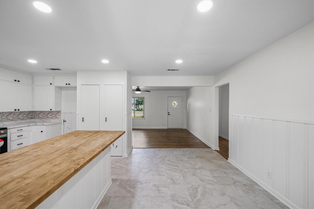 J Walling Surv Abs #891 - Residential