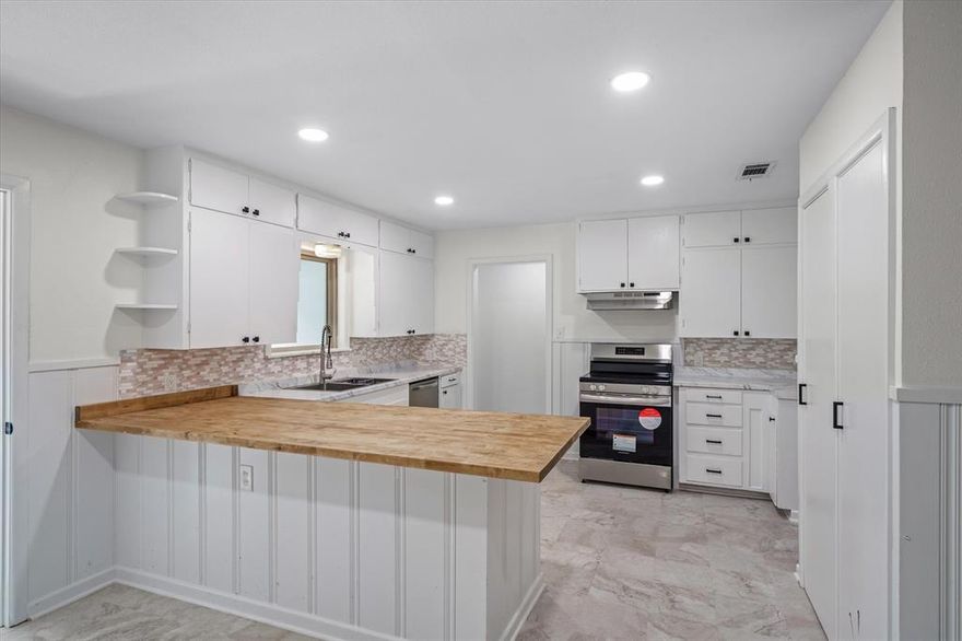 This beautifully updated 3 bedroom, 1.5 bath home offers the perfect blend of thoughtful upgrades and timeless character. Step inside to find a remodel throughout most areas while still showcasing original hardwood floors in select rooms, adding warmth and charm.
The kitchen is a standout with new appliances, butcher block countertops, and stylish finishes, ready for home cooked meals and entertaining. A spacious laundry area provides plenty of flexibility, whether you’d like to use it as a game room, home office, or hobby space, the choice is yours.
Additional features include a one car garage for parking or storage and a layout designed for both comfort and functionality.
Located right on Main Street in Van, you’ll enjoy convenient access to schools, shopping, and everything the community has to offer.
This move in ready home is waiting for its next owner to make it theirs! Seller Finance Option with 20 percent down.